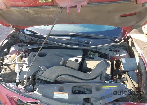 2015 Nissan Altima 2.5 S из США, поврежденный, VIN 1N4AL3AP5FN882373